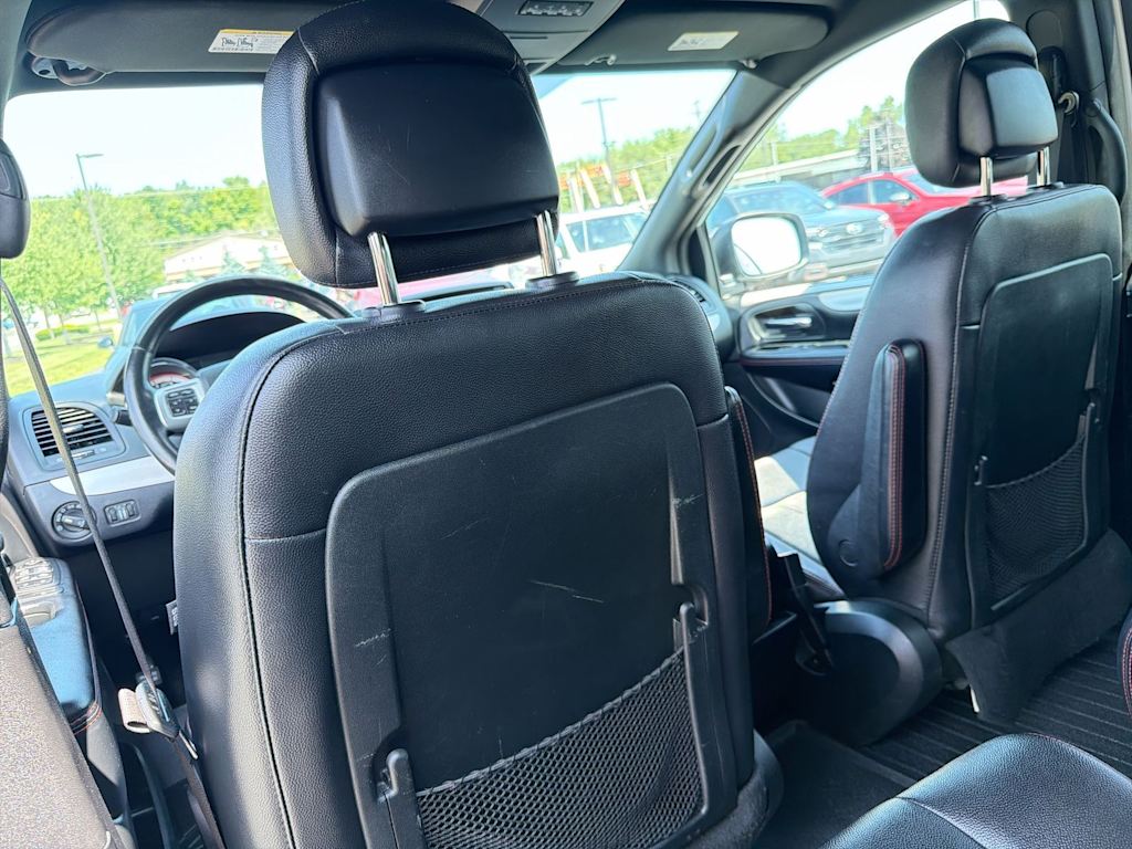 Thumbnail: 2019 Dodge Grand Caravan - 11