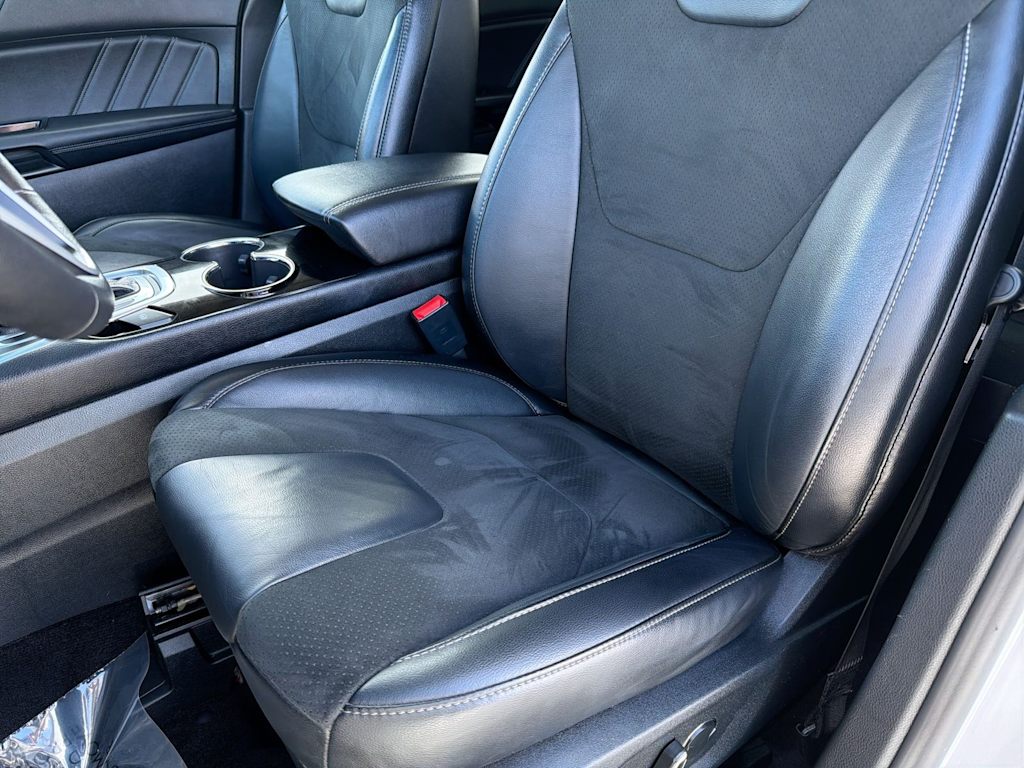 Thumbnail: 2016 Ford Edge - 11