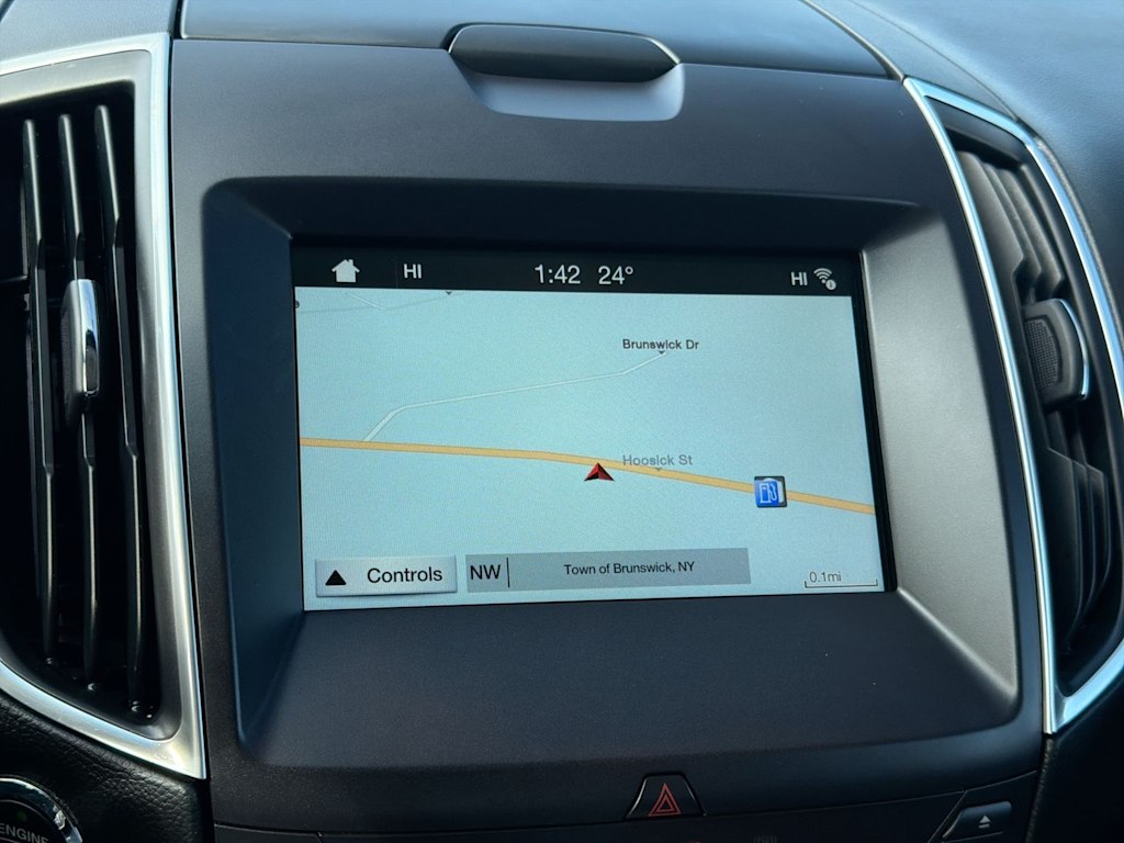 Thumbnail: 2016 Ford Edge - 36