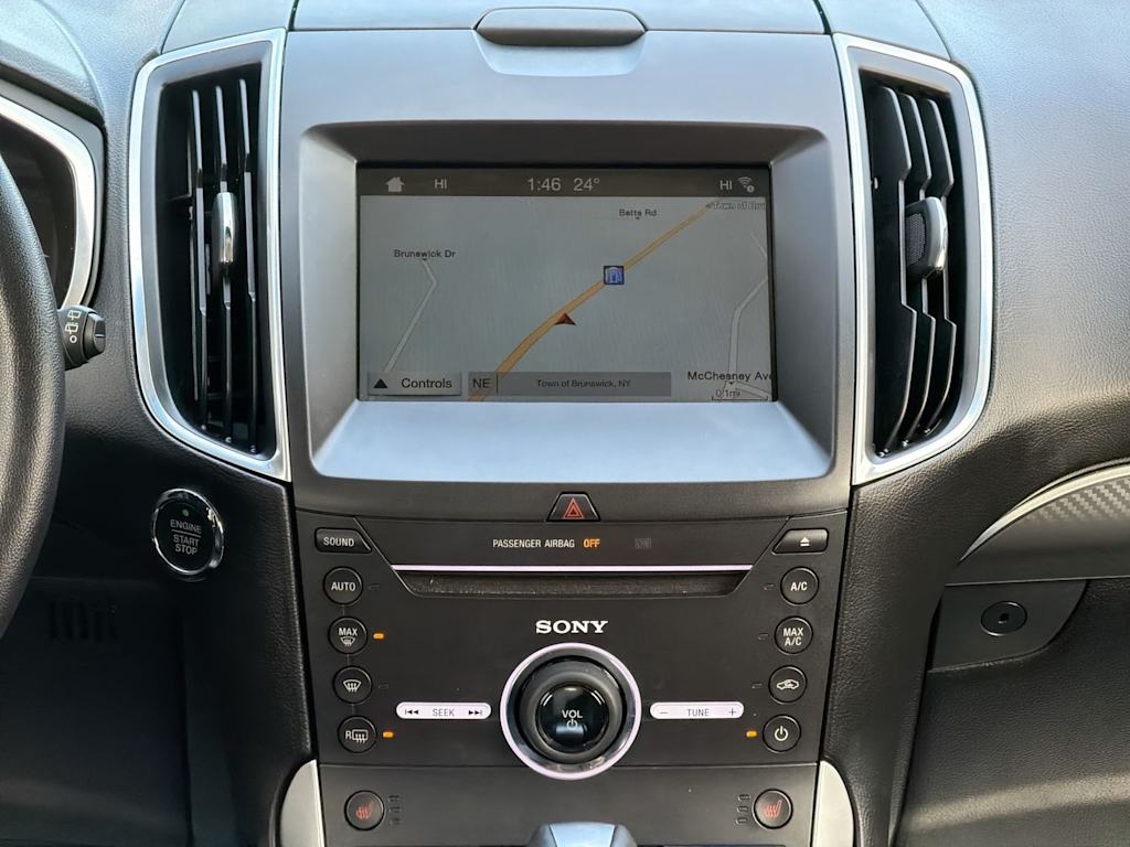 Thumbnail: 2016 Ford Edge - 15