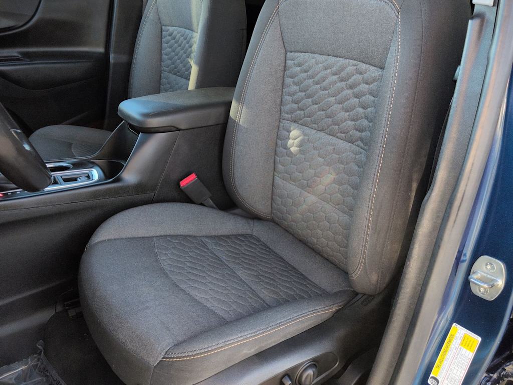 Thumbnail: 2019 Chevrolet Equinox - 10