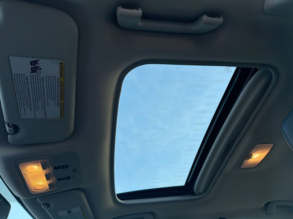 Thumbnail: 2015 Toyota Corolla - 29