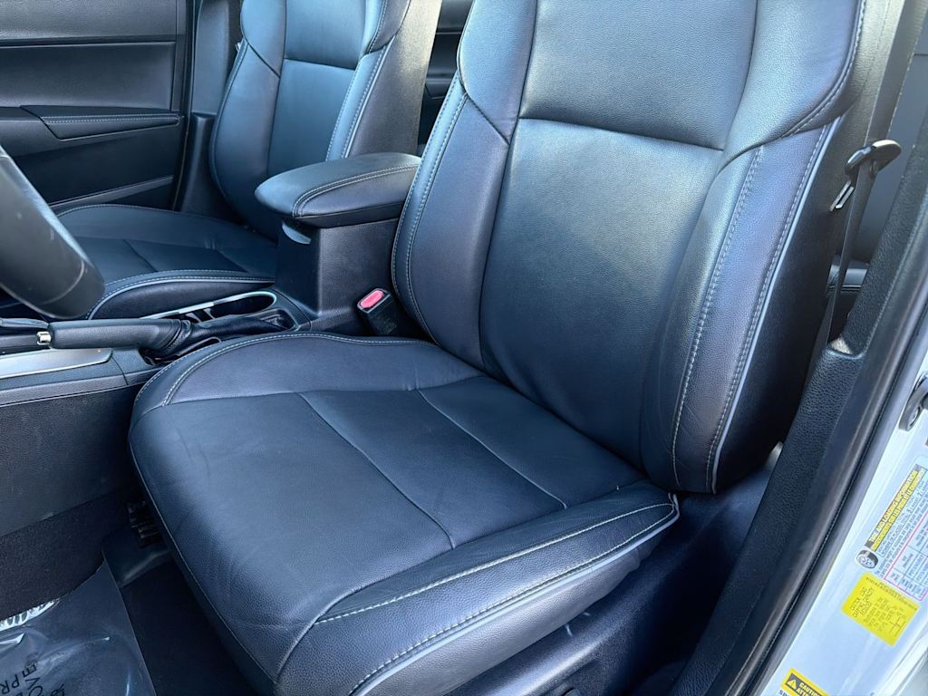 Thumbnail: 2015 Toyota Corolla - 10