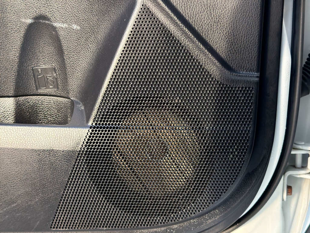 Thumbnail: 2015 Toyota Corolla - 36