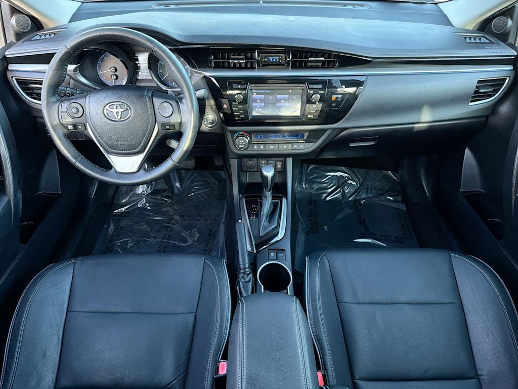 Thumbnail: 2015 Toyota Corolla - 9