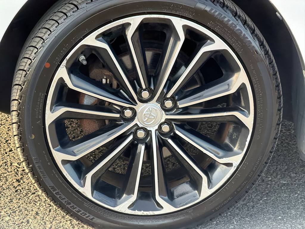 Thumbnail: 2015 Toyota Corolla - 7