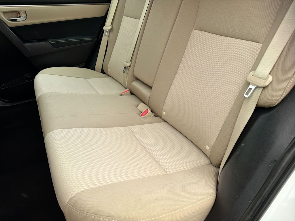 Thumbnail: 2015 Toyota Corolla - 11
