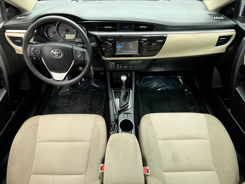 Thumbnail: 2015 Toyota Corolla - 8