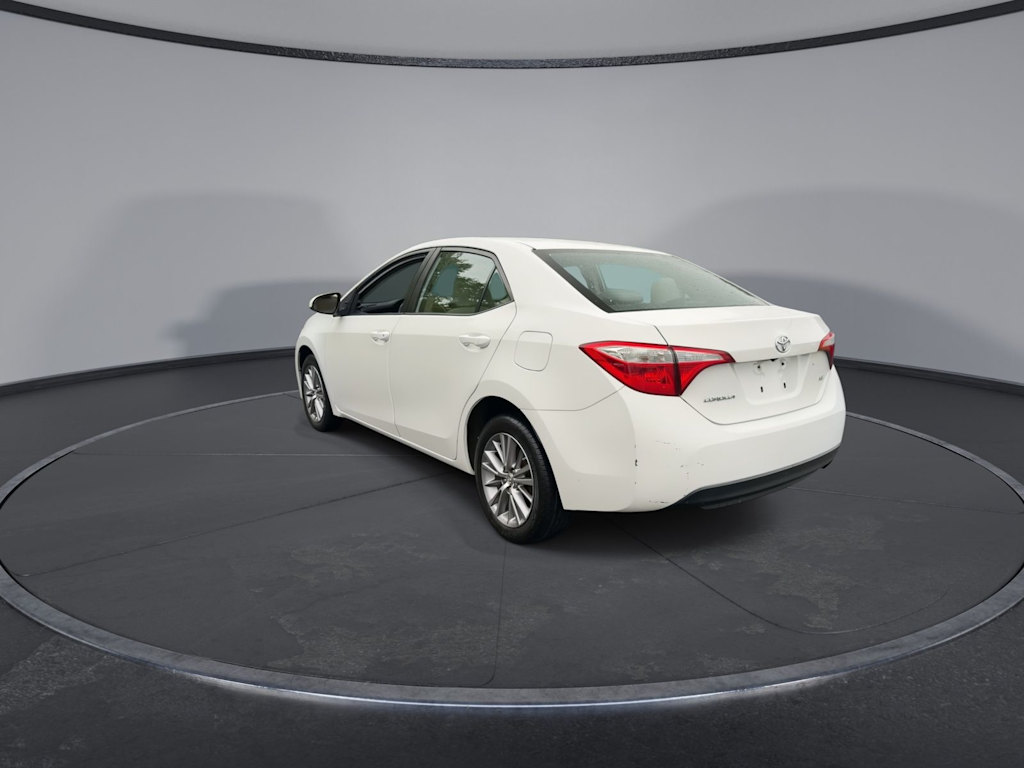 Thumbnail: 2015 Toyota Corolla - 17