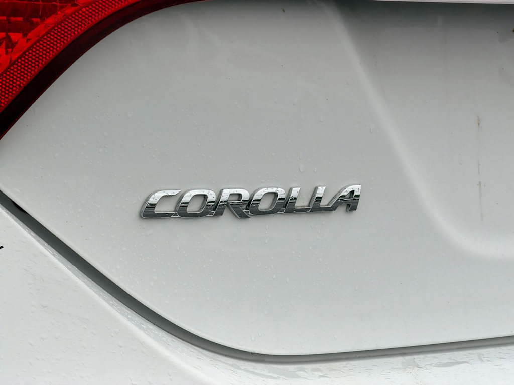 Thumbnail: 2015 Toyota Corolla - 25