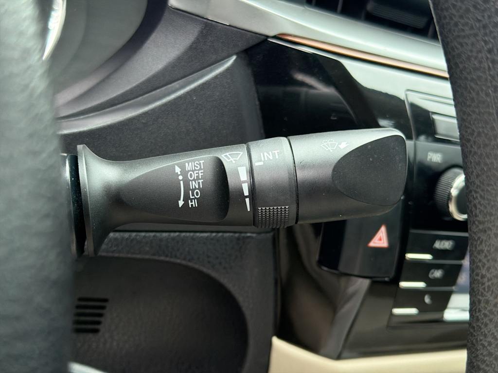 Thumbnail: 2015 Toyota Corolla - 31