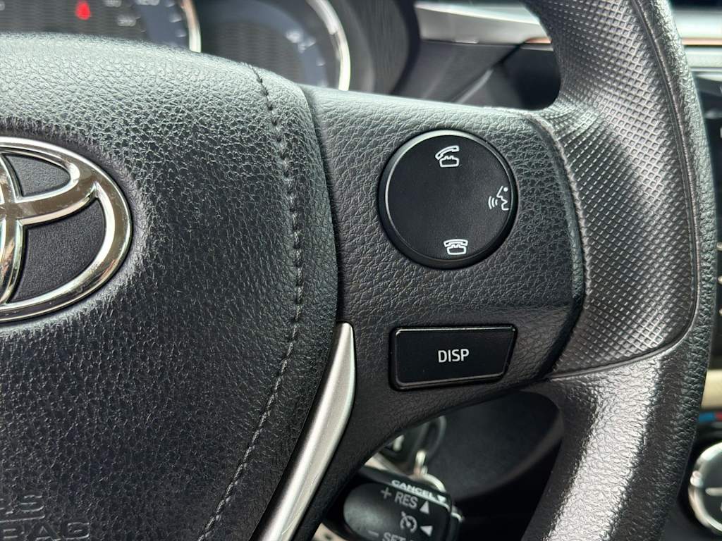 Thumbnail: 2015 Toyota Corolla - 30