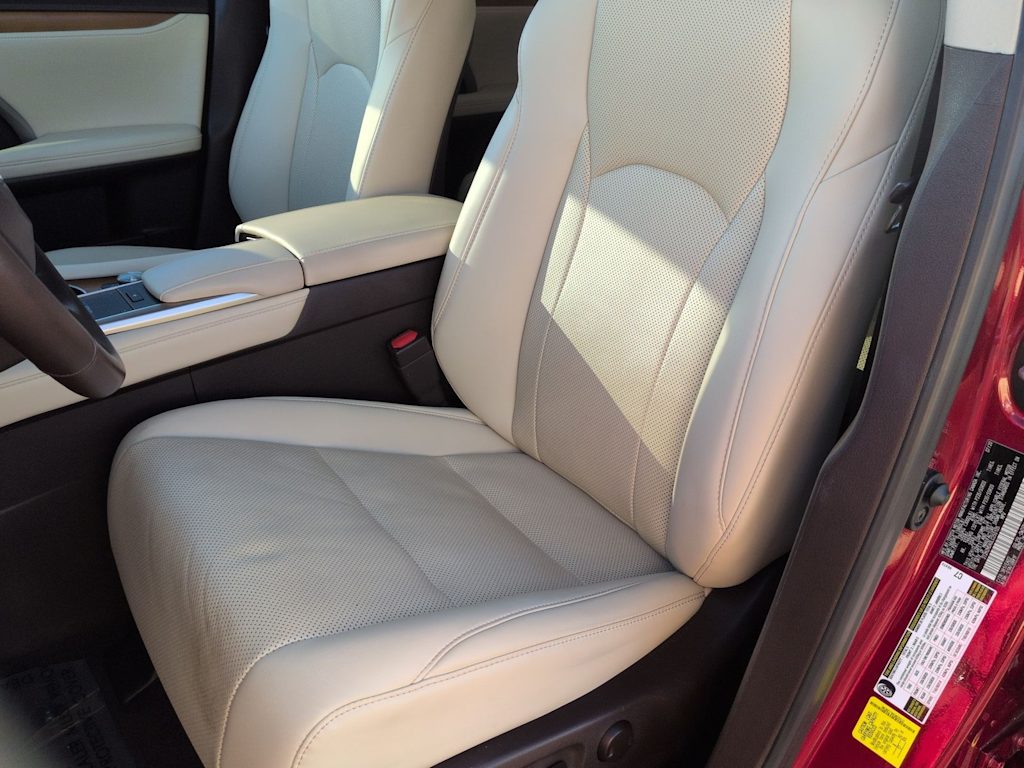 Thumbnail: 2020 Lexus RX - 10