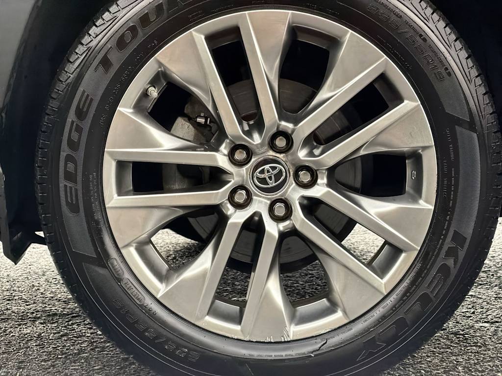 Thumbnail: 2019 Toyota RAV4 - 7