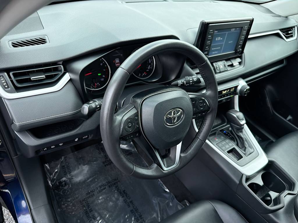 Thumbnail: 2019 Toyota RAV4 - 2