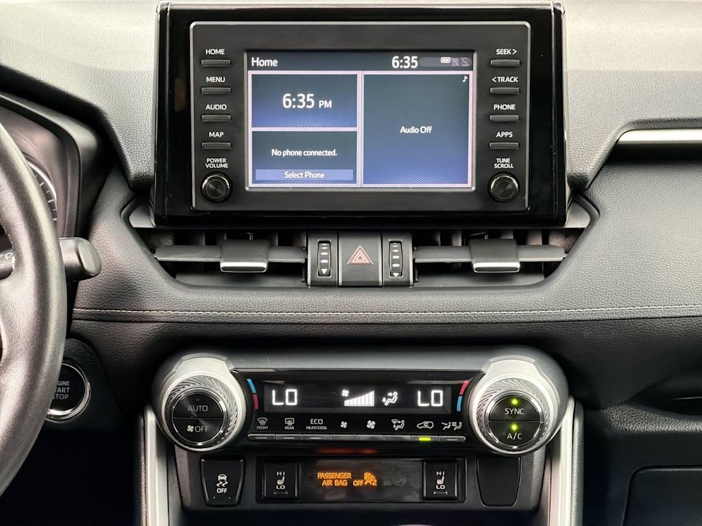 Thumbnail: 2019 Toyota RAV4 - 32