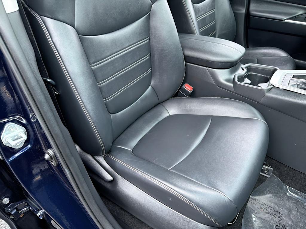 Thumbnail: 2019 Toyota RAV4 - 28