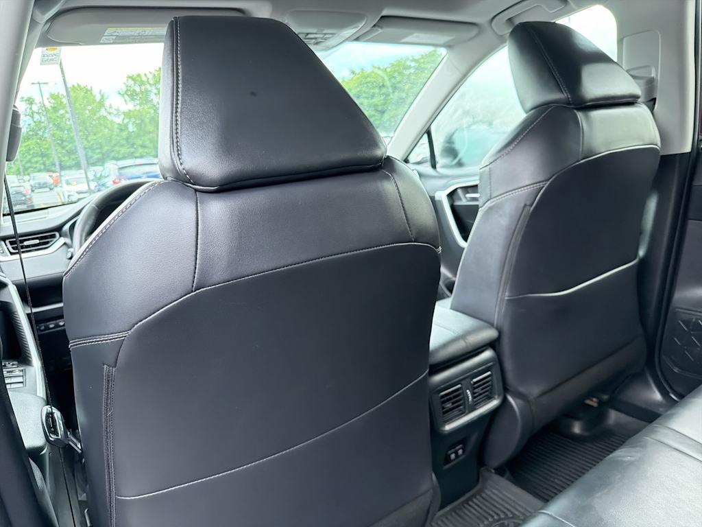 Thumbnail: 2019 Toyota RAV4 - 11