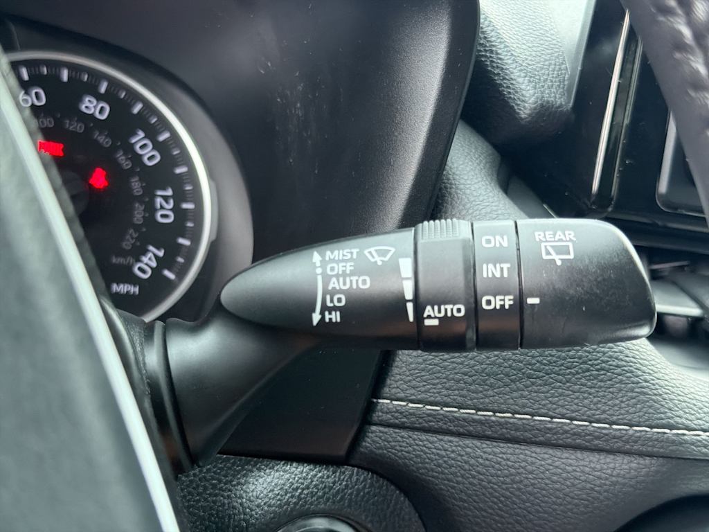 Thumbnail: 2019 Toyota RAV4 - 15