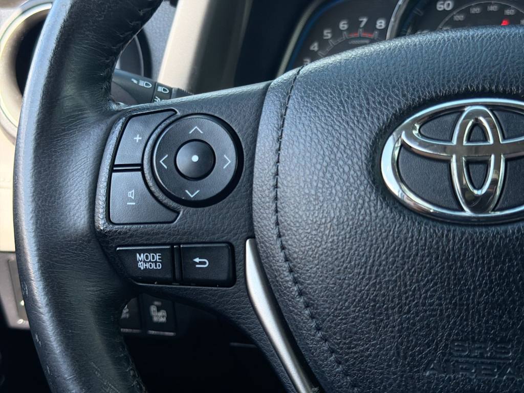 Thumbnail: 2013 Toyota RAV4 - 31