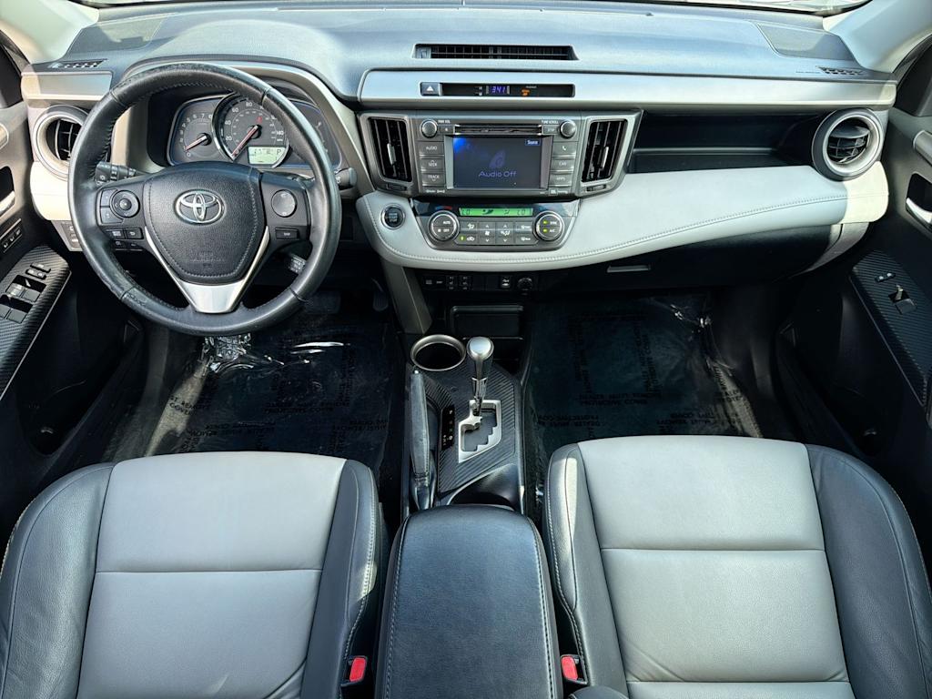 Thumbnail: 2013 Toyota RAV4 - 9