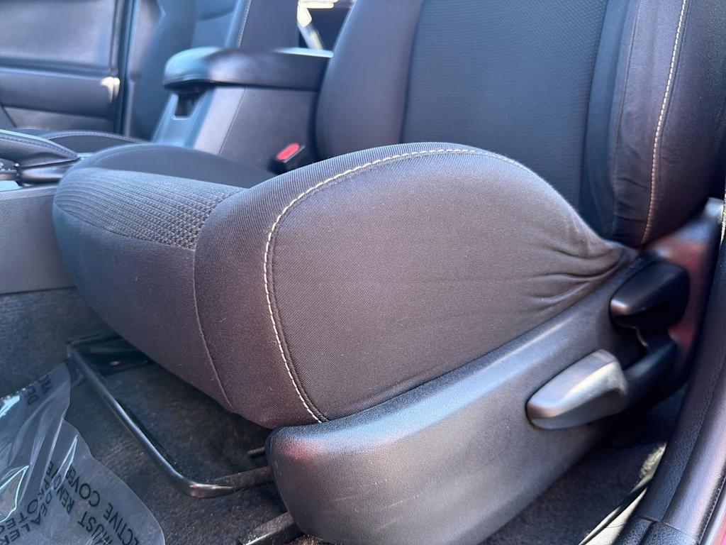 Thumbnail: 2016 Toyota RAV4 - 12