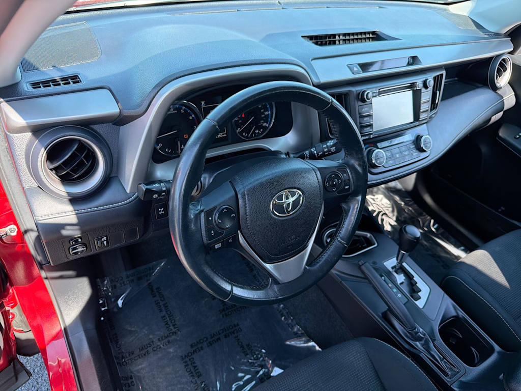 Thumbnail: 2016 Toyota RAV4 - 2