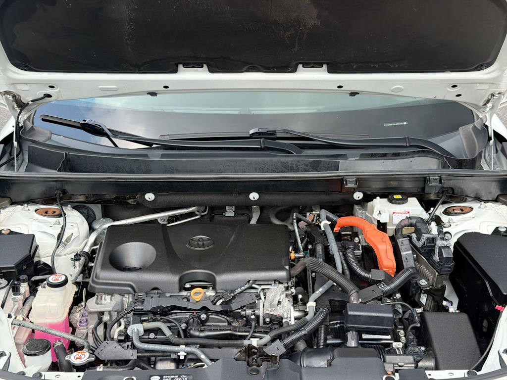 Thumbnail: 2020 Toyota RAV4 - 8