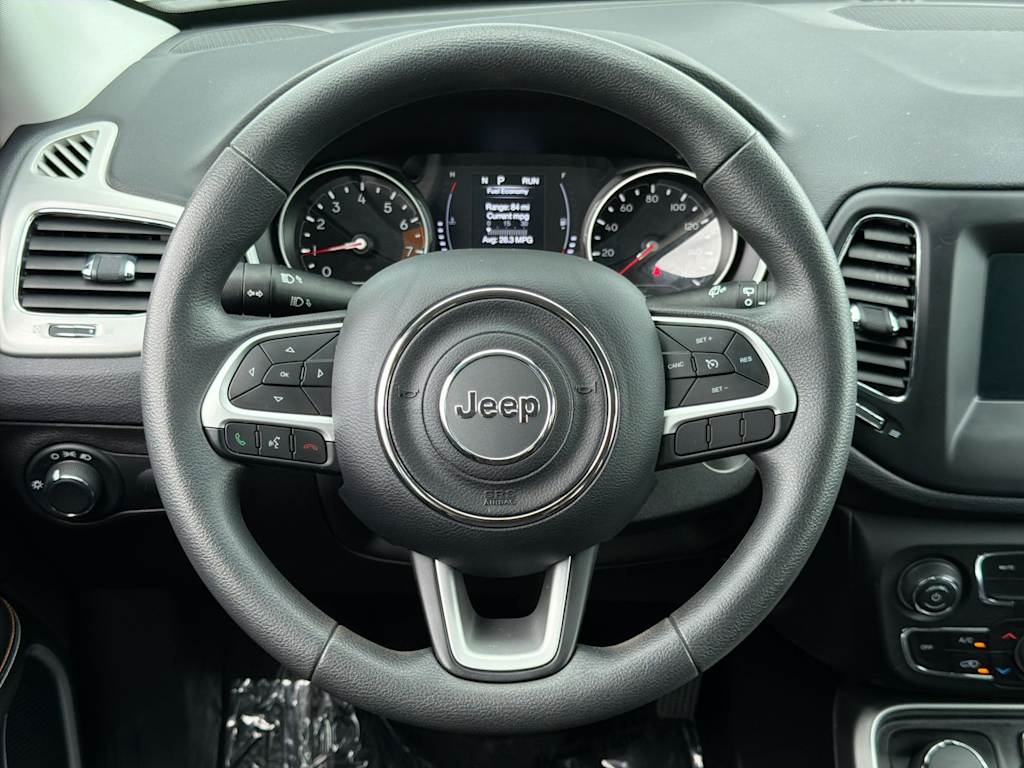 Thumbnail: 2020 Jeep Compass - 13