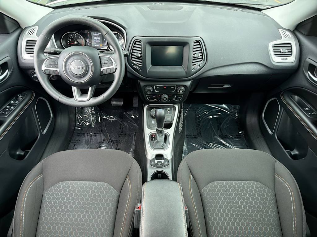 Thumbnail: 2020 Jeep Compass - 9