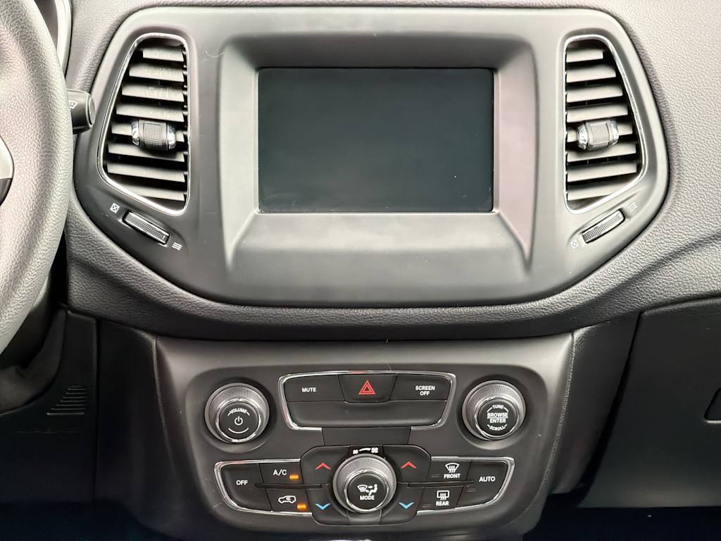 Thumbnail: 2020 Jeep Compass - 14