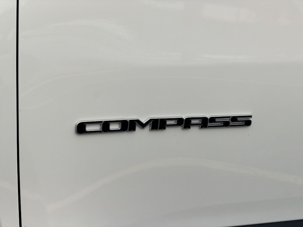Thumbnail: 2020 Jeep Compass - 6