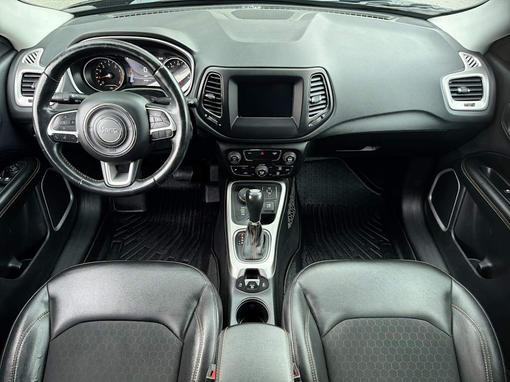 Thumbnail: 2018 Jeep Compass - 9