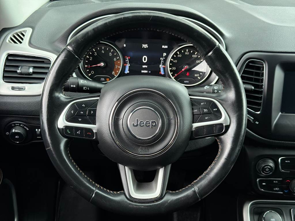 Thumbnail: 2018 Jeep Compass - 13