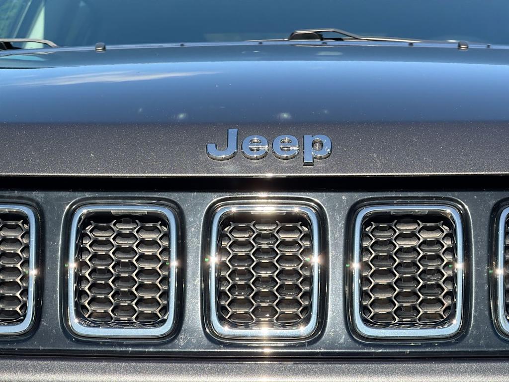Thumbnail: 2019 Jeep Compass - 26