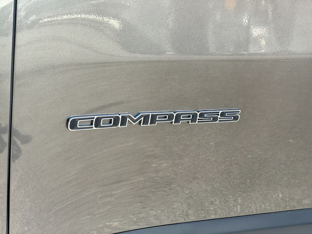 Thumbnail: 2019 Jeep Compass - 6