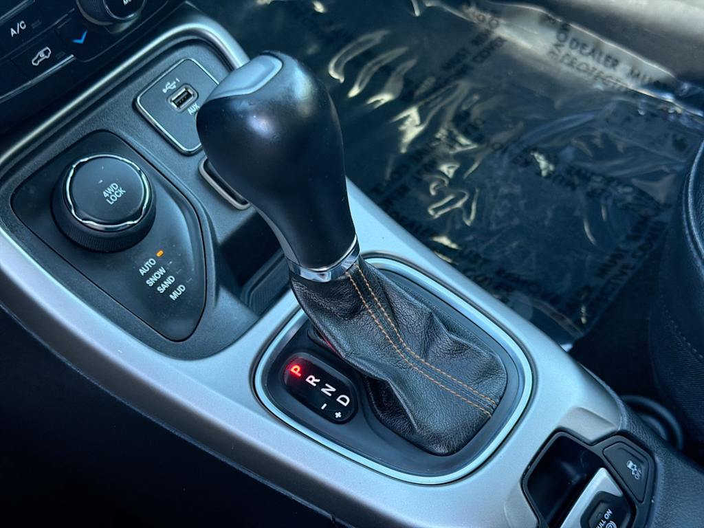 Thumbnail: 2019 Jeep Compass - 15