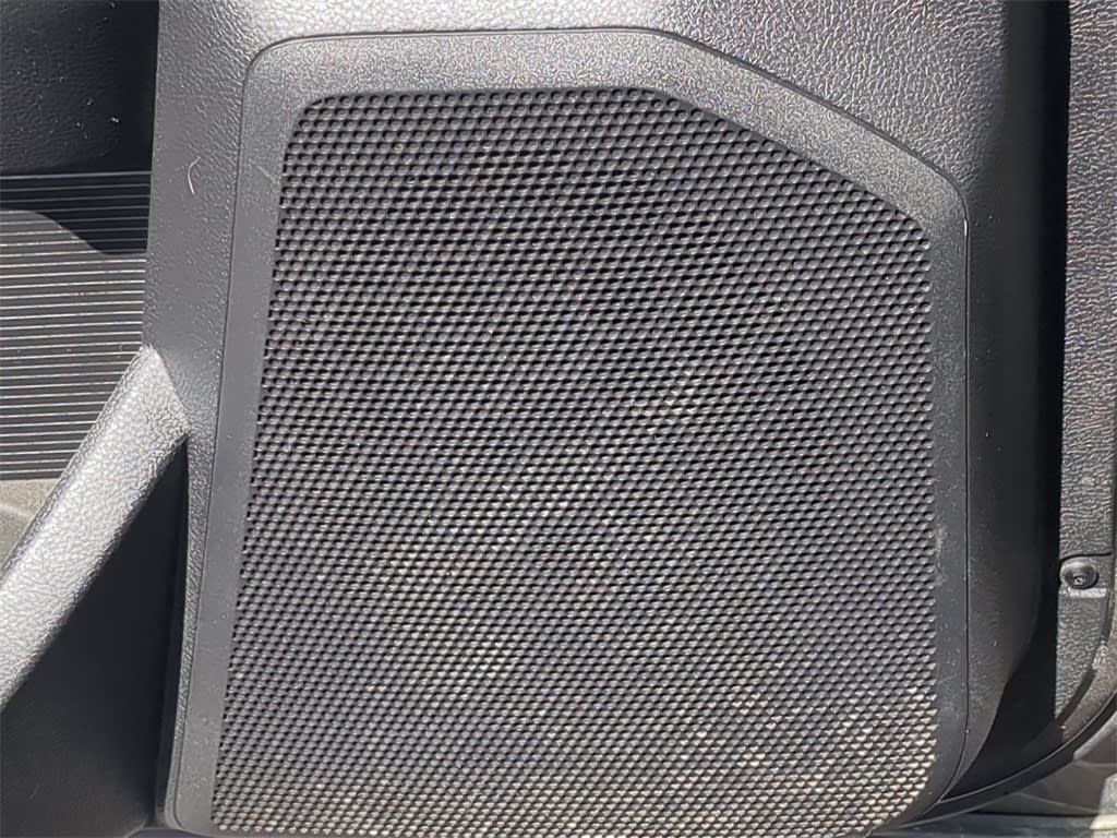 2016 RAM 1500 SLT 32