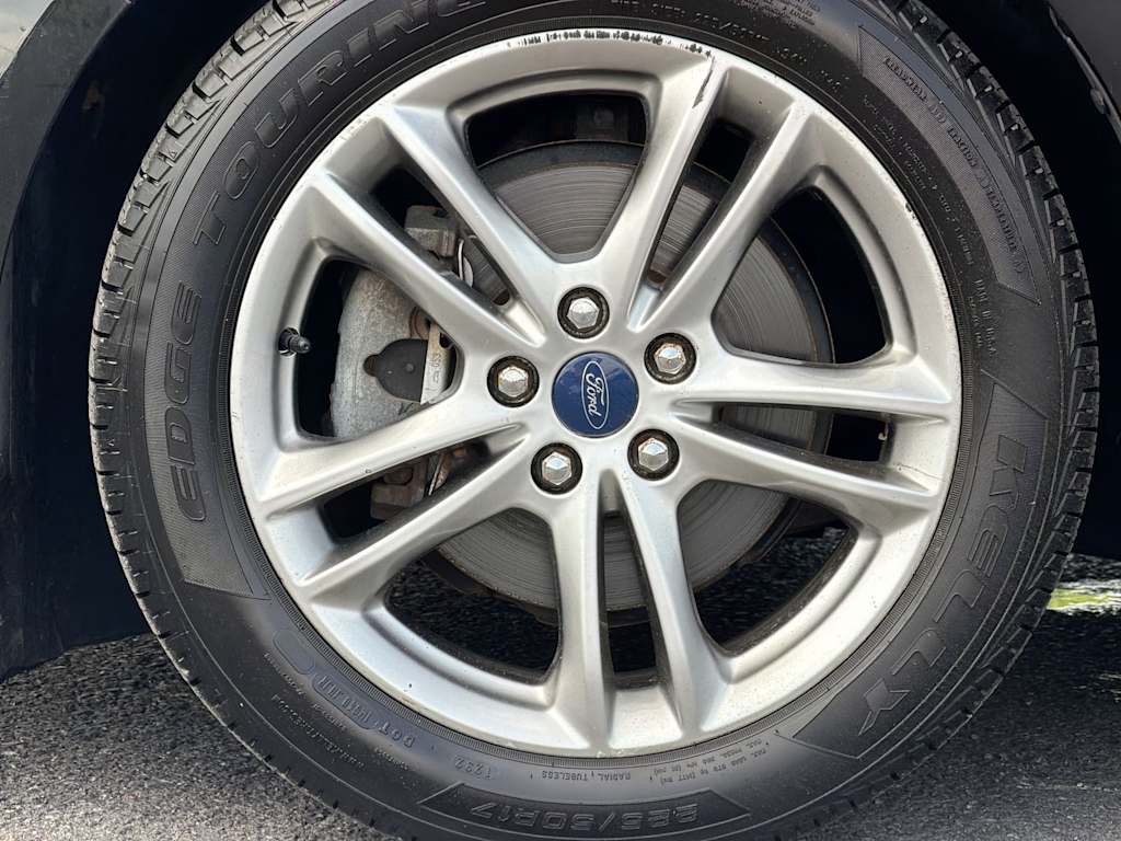 Thumbnail: 2015 Ford Fusion - 8