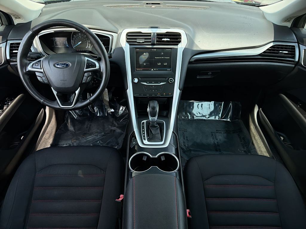 Thumbnail: 2015 Ford Fusion - 10