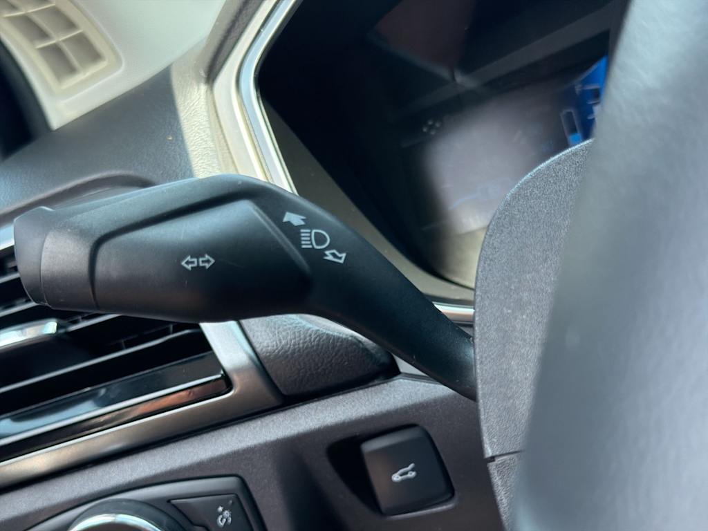 Thumbnail: 2015 Ford Fusion - 16