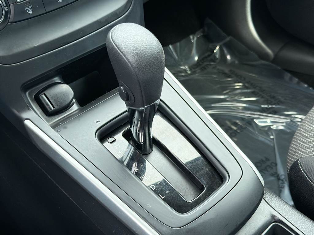 Thumbnail: 2016 Nissan Sentra - 35