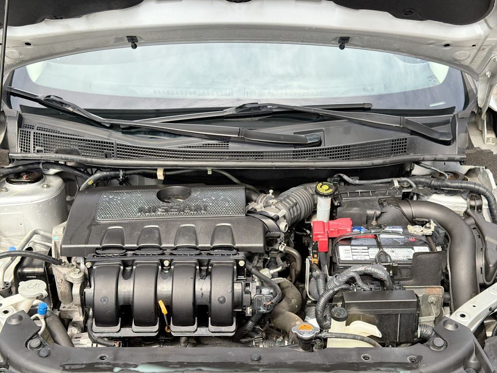 Thumbnail: 2016 Nissan Sentra - 8