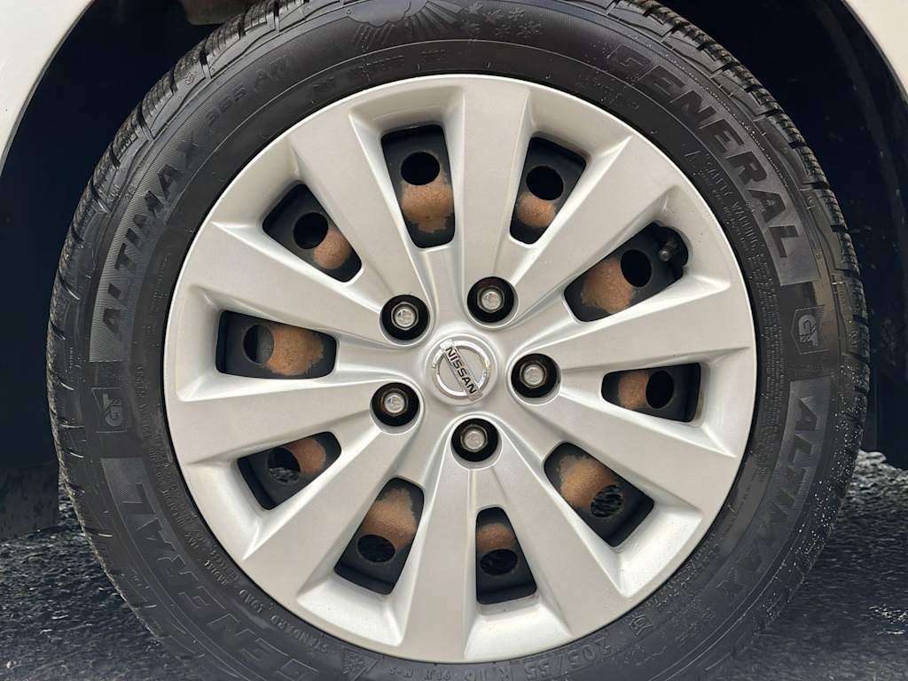 Thumbnail: 2016 Nissan Sentra - 7