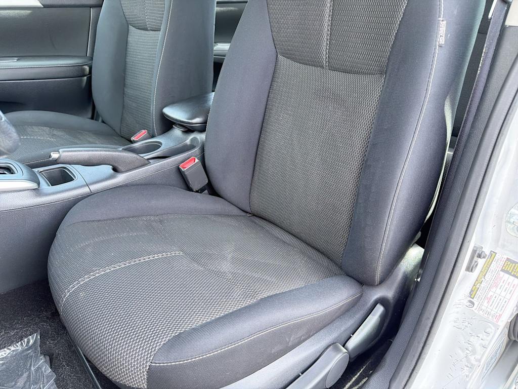 Thumbnail: 2016 Nissan Sentra - 10