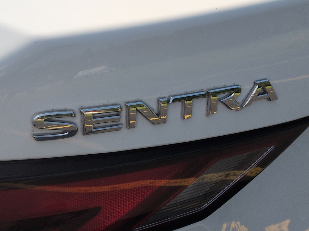 Thumbnail: 2021 Nissan Sentra - 6