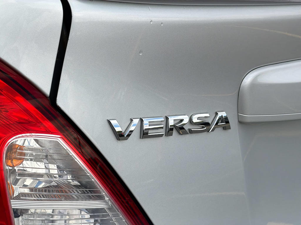 Thumbnail: 2014 Nissan Versa - 25