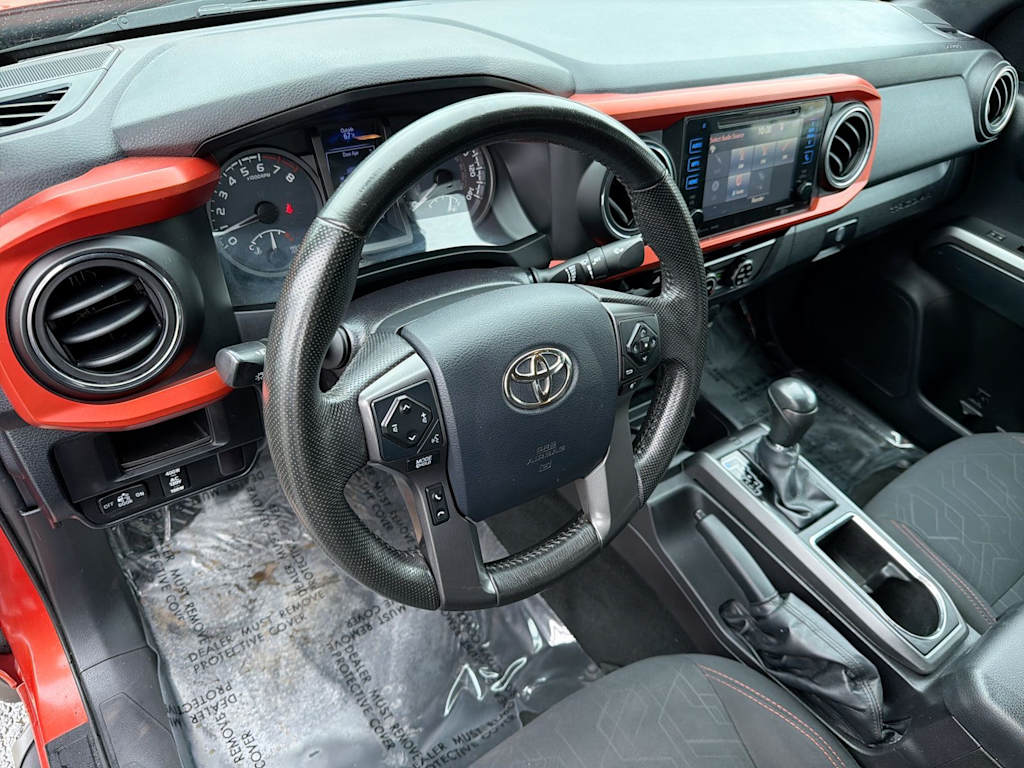 Thumbnail: 2016 Toyota Tacoma - 2