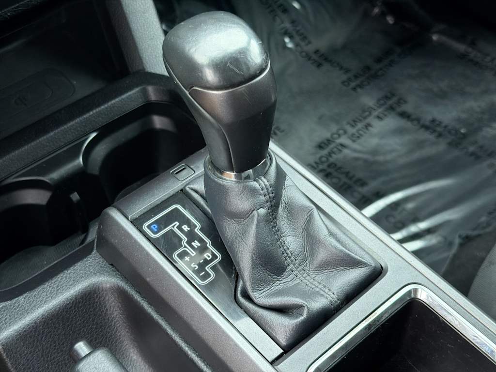 Thumbnail: 2016 Toyota Tacoma - 36