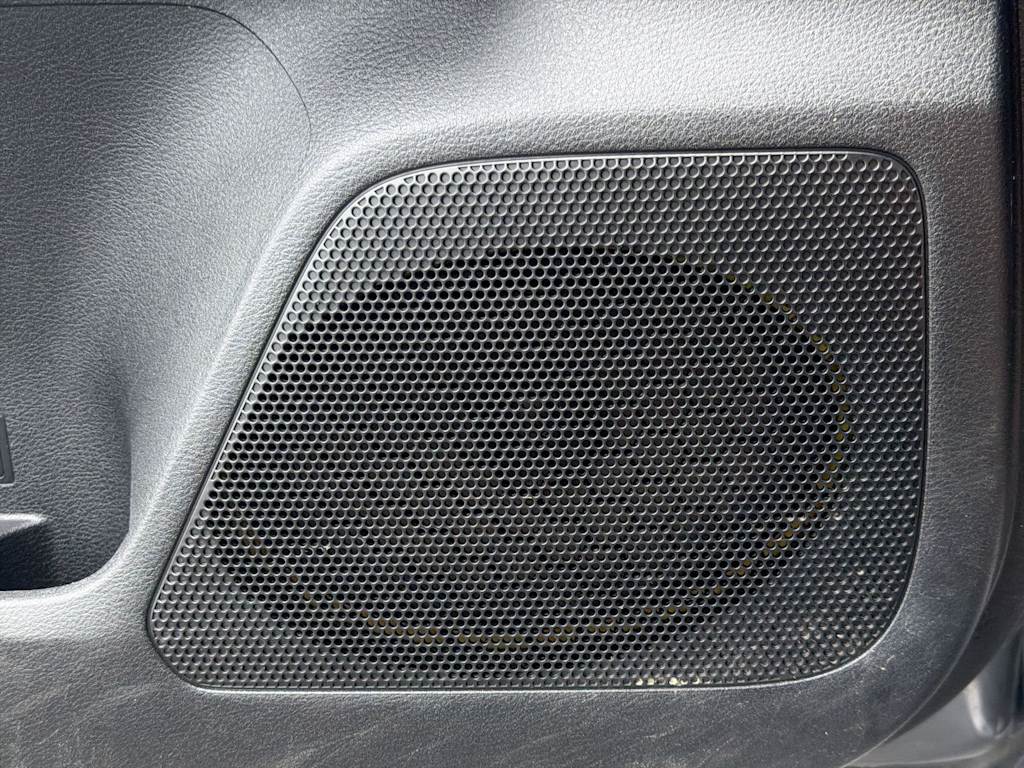 Thumbnail: 2021 Toyota Tacoma - 35